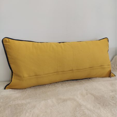 Coussin ethnique moutarde et bleu nuit - 30x70cm - VELOURS GRAIN par Amadeus