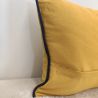 Coussin ethnique moutarde et bleu nuit - 30x70cm - VELOURS GRAIN par Amadeus