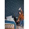 Papier peint intissé graphique bleu nuit phosphorescent et blanc CONSTELLATIONS - Our Planet par Caselio - 101916918